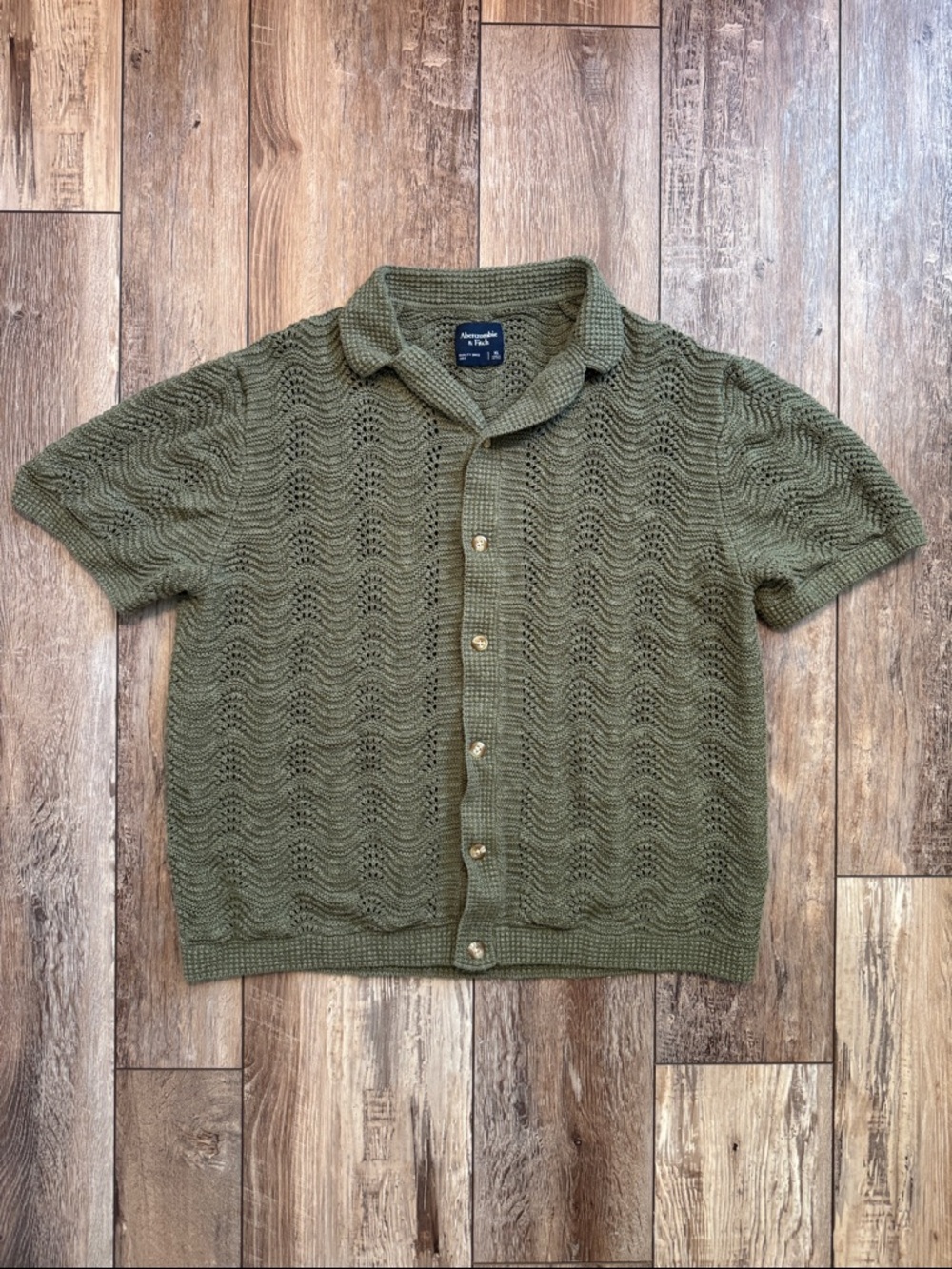 Men’s XL Abercrombie Olive Knit Short Sleeve Button-Up Shirt